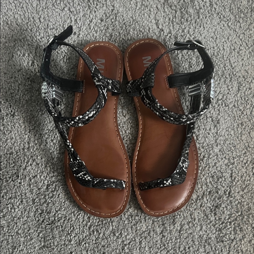 MIA Black and Brown Strappy Sandals